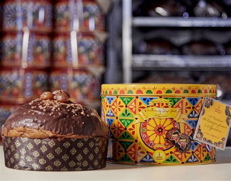 dolce gabbana kurabiye kutusu|DOLCE & GABBANA Panettone keki tadı çok başarılı  .